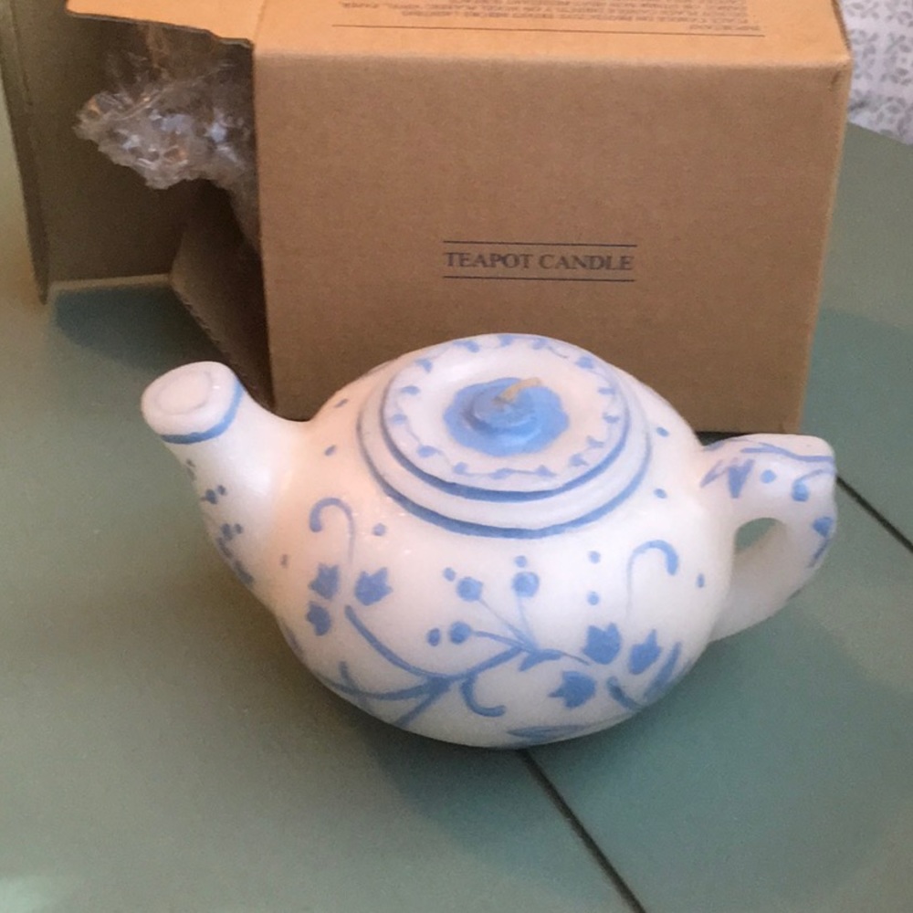 Avon Vintage Teapot Candle Gift Collection